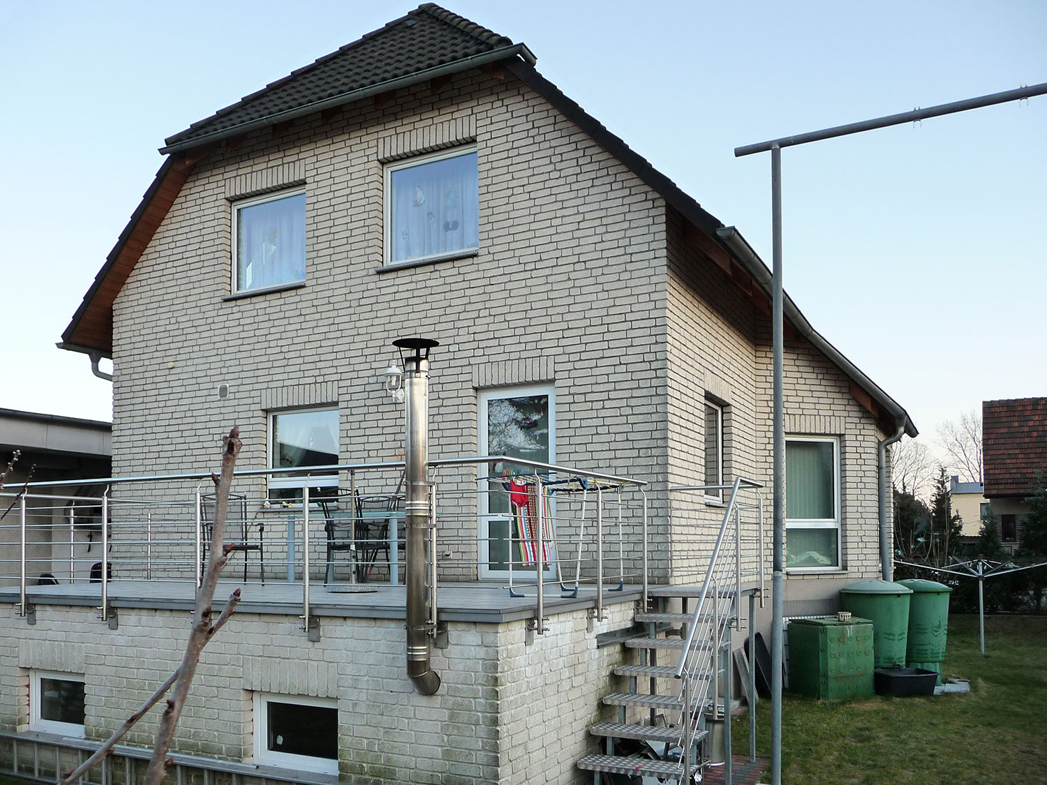 Wintergarten Eckstein, Terrasse vorher (Birkner Wintergärten)