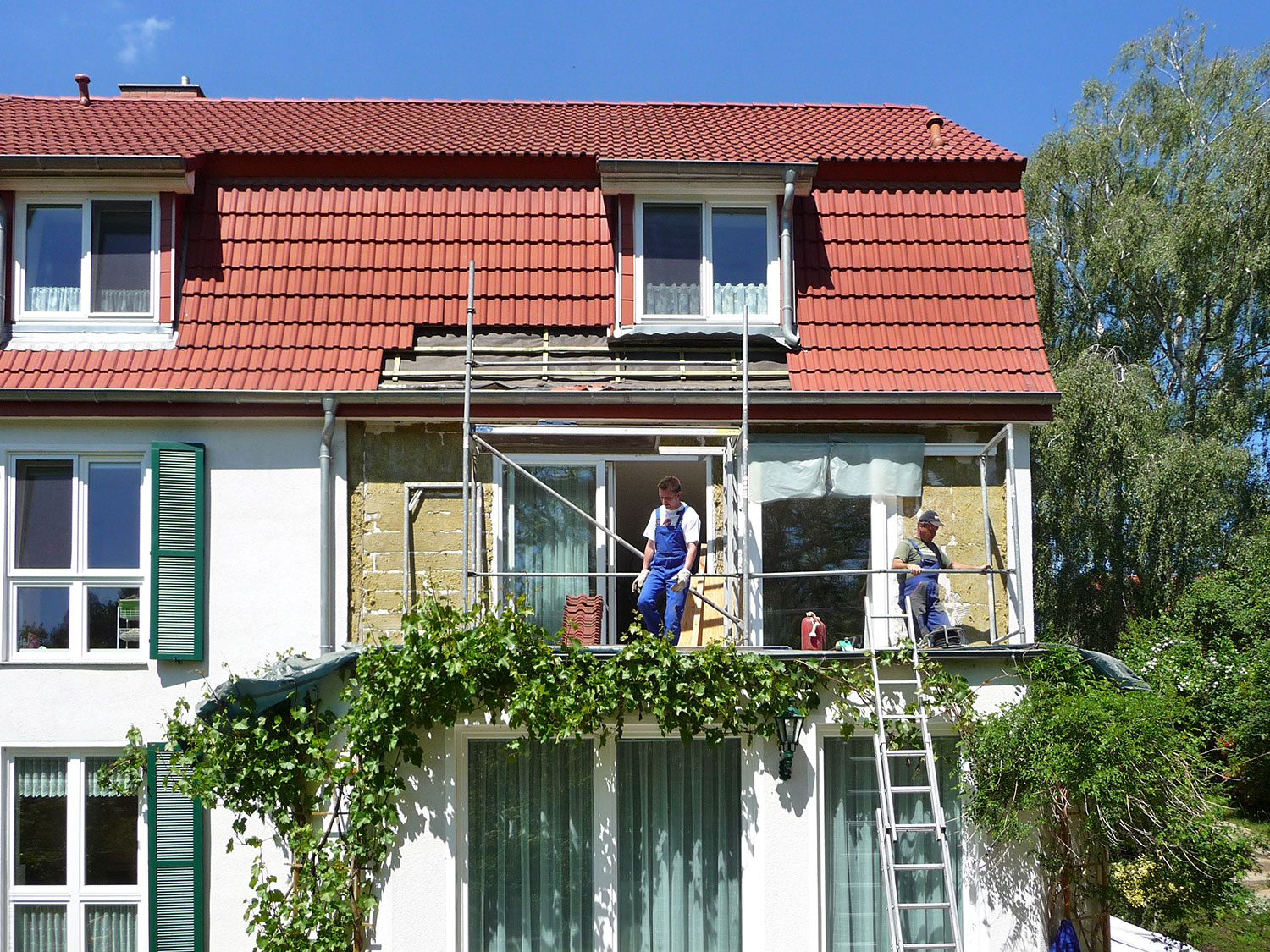 Wintergarten Sterzik, Terrasse vor dem Anbau (Birkner Wintergärten)